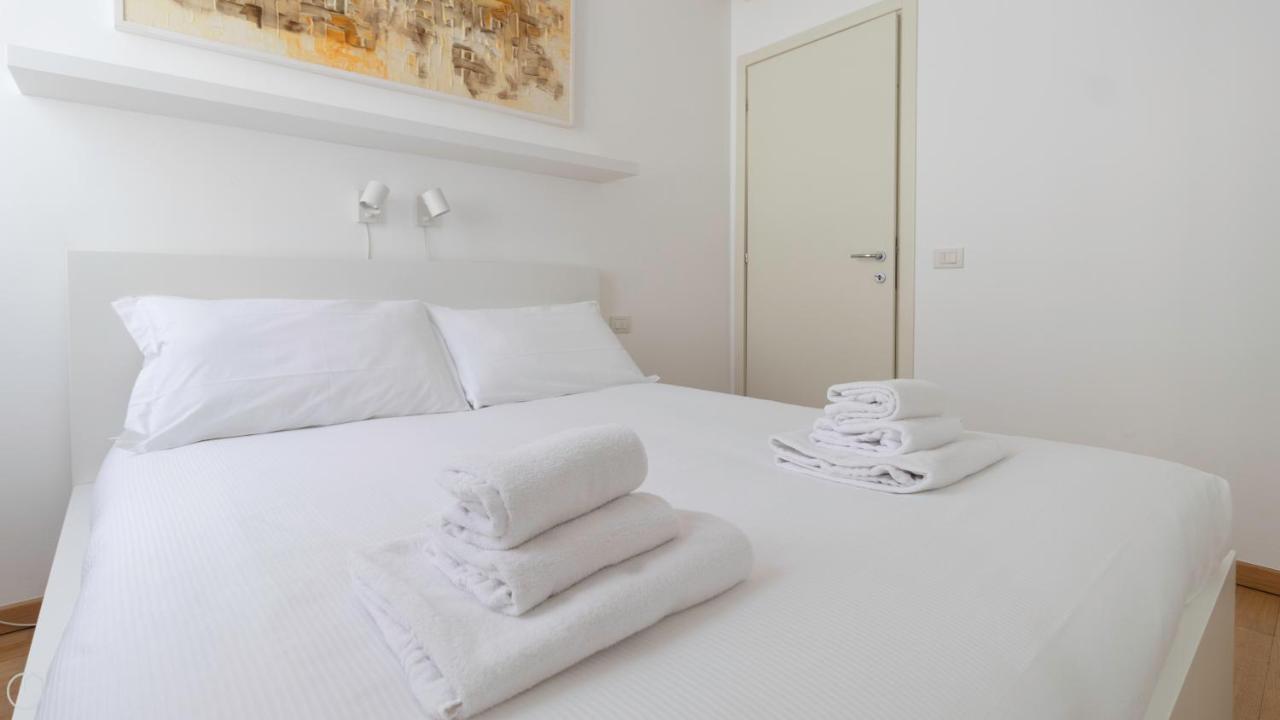 Italianway - Sarpi 10 B Apartment Milan Bagian luar foto